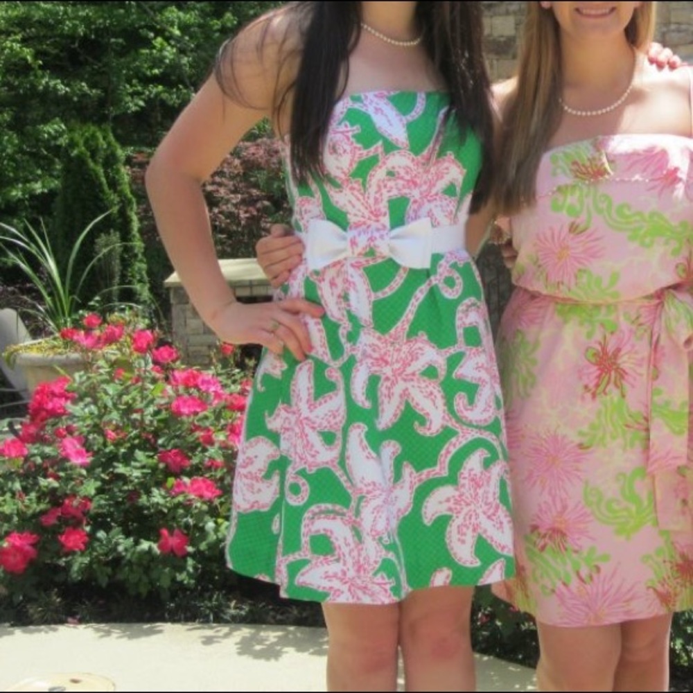Like new Lilly Pulitzer strapless dress.